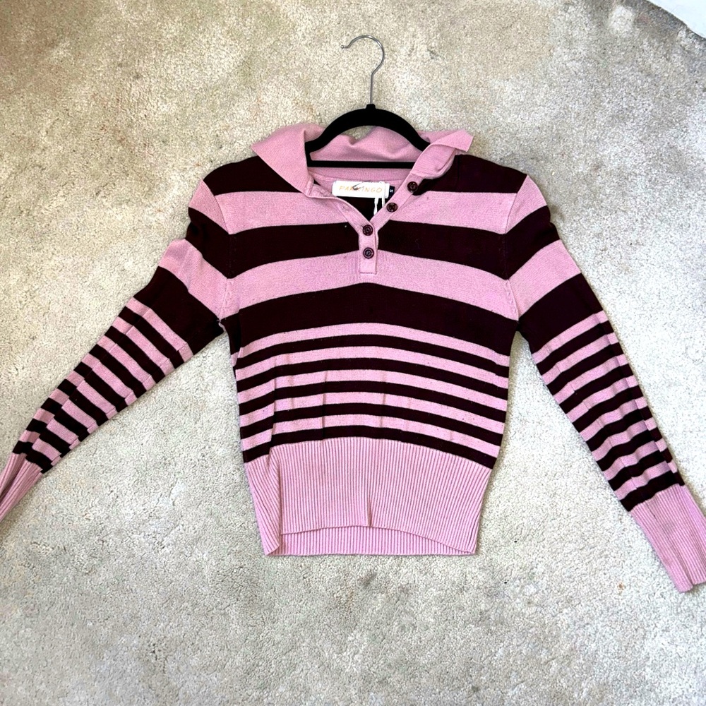 Mid length pink and brown sweater